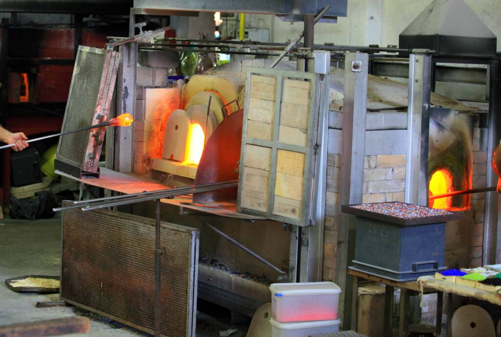 About Glass Making Oven